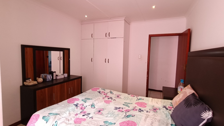 4 Bedroom Property for Sale in Delvillepark Western Cape